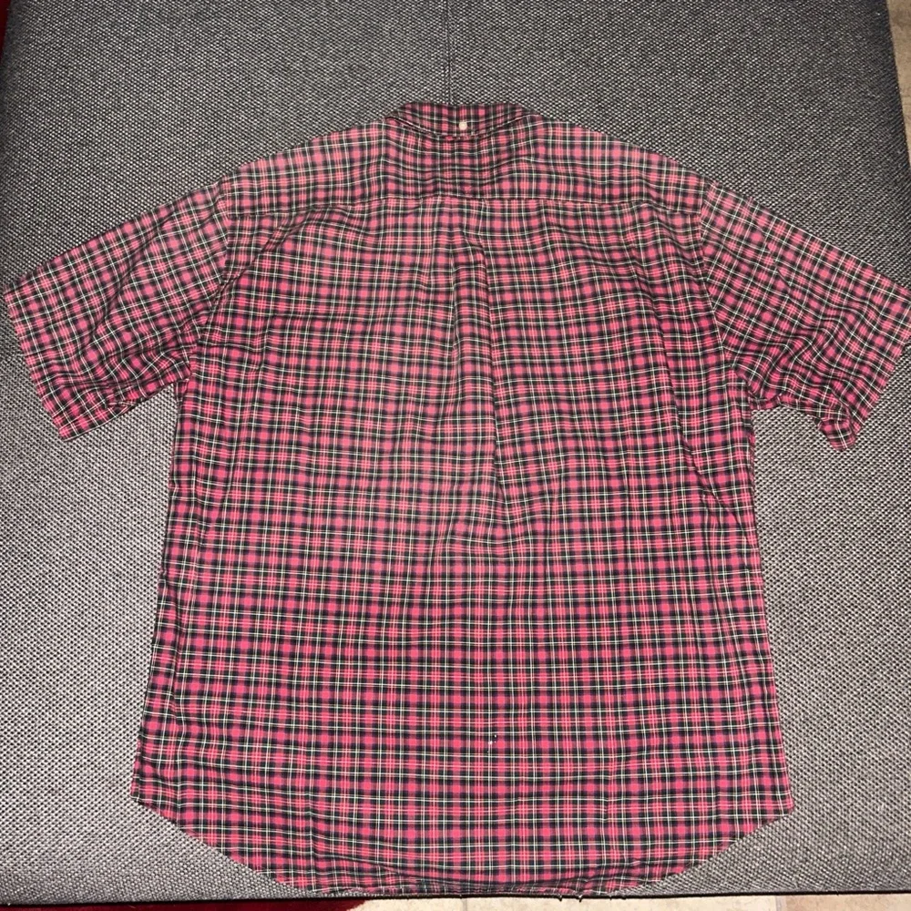 Vintage Tommy Hilfiger Red Faded Plaid Short Sleeve Shirt Large